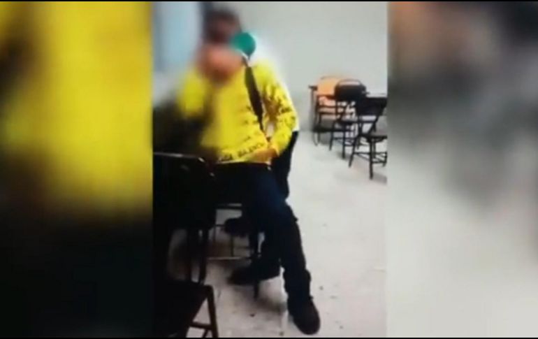 Nuevo León: Estudiante ahorca a su compañero en salón de clases y genera indignación