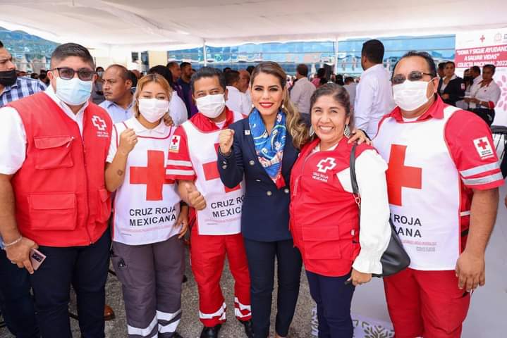 Ponen en marcha Evelyn Salgado y Liz Salgado la colecta nacional 2022 de la Cruz Roja en Guerrero