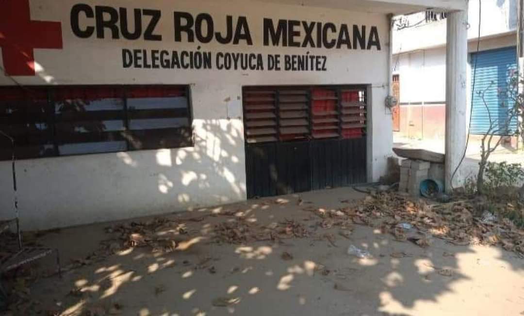 Las instalaciones de la Cruz roja en Coyuca de Benítez están abandonadas desde hace años