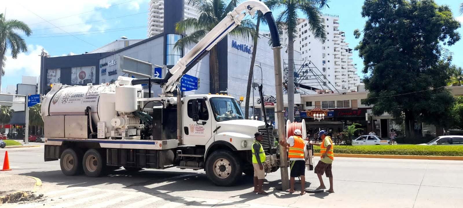 Capaseg ha apoyado a 24 municipios con el desazolve de sus drenajes