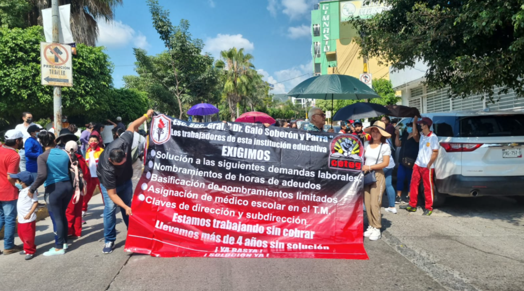 En Chilpancingo… Maestros siguen bloqueando vialidades; la SEG no resuelve sus demandas