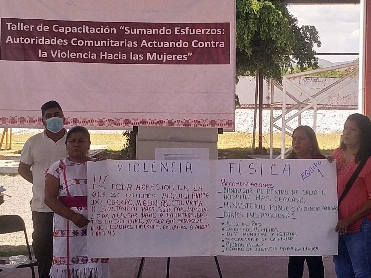Firman autoridades comunitarias de Tlapa el decálogo por los derechos de las mujeres: Semujer