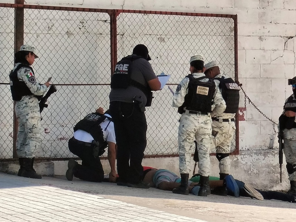 Acapulco: Con seguimiento de cámaras, la GN detiene a dos hombres armados que huían