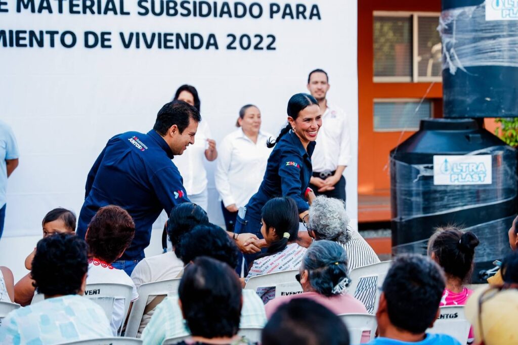 Presidente Jorge Sánchez entrega apoyos a familias zankas para mejoramiento de vivienda