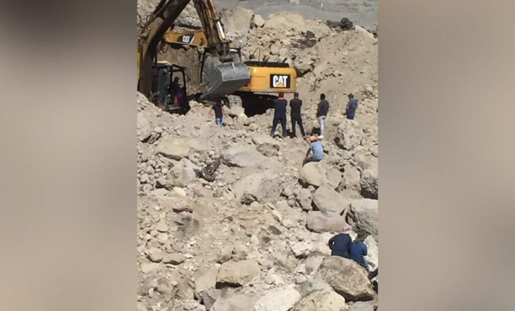 Hallan muertos a los 2 trabajadores tras derrumbe de mina en Morelos