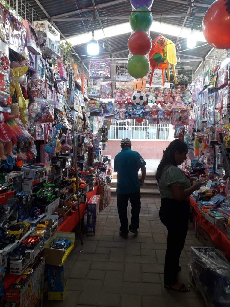 Bajas ventas por Día de Reyes en Atoyac, reportan
