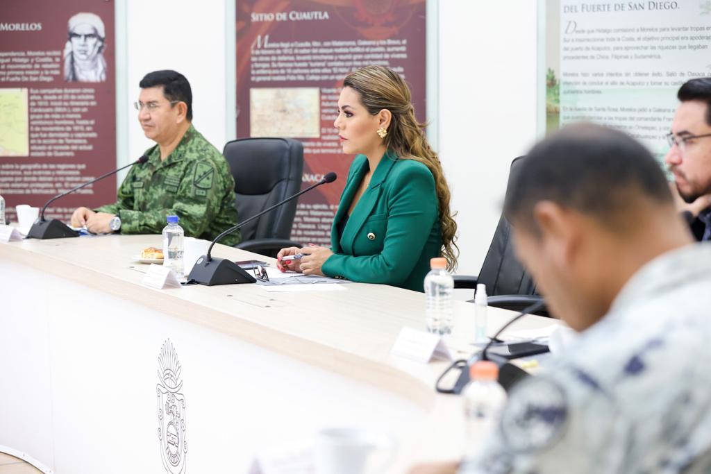 Da Evelyn Salgado seguimiento a los esfuerzos enfocados a mejorar la seguridad en la Mesa para la Construcción de la Paz en Guerrero