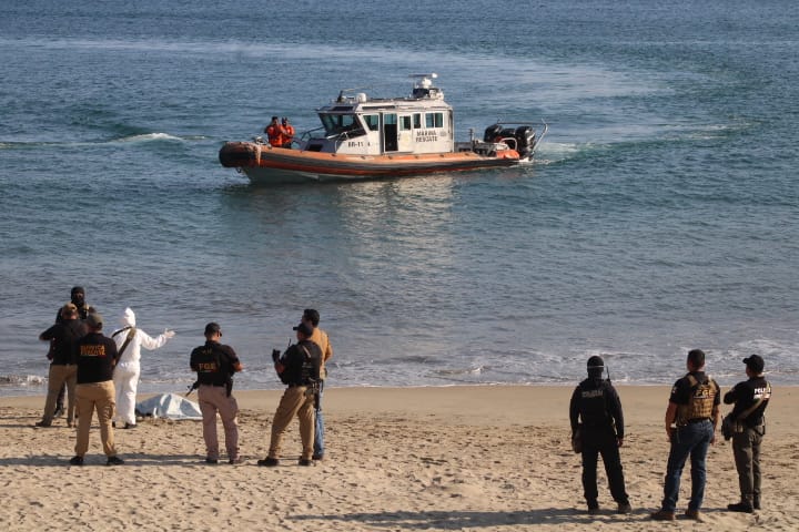En Acapulco… Arroja el mar el cadáver de un hombre en la Playa Bonfil