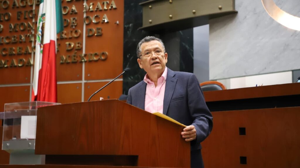 Acciones del Congreso se basan en el diálogo y se apegan a la legalidad, sostiene diputado Apreza Patrón