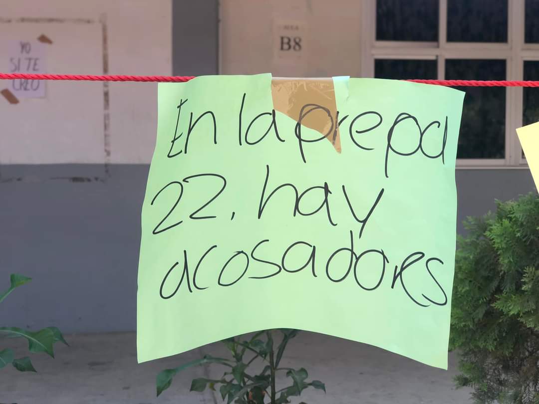 Denuncian acoso de docentes de prepa en Atoyac