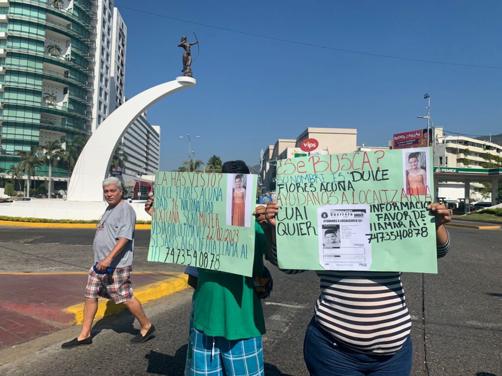 En Acapulco… Por una menor desaparecida bloquean la avenida Costera Miguel Alemán