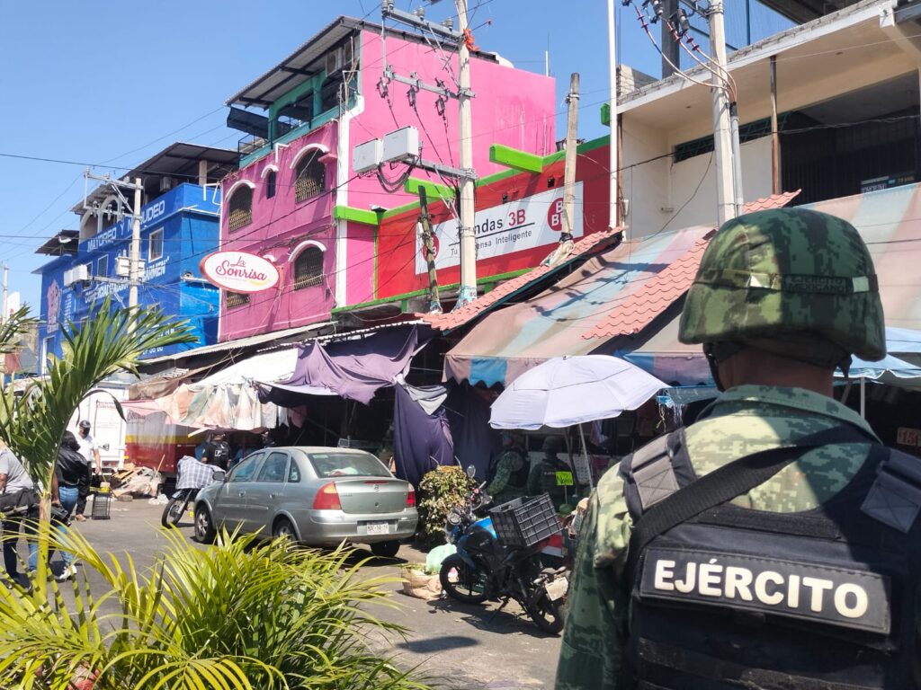 En Acapulco… Ataque a balazos deja heridos a dos empleados de una carnicería