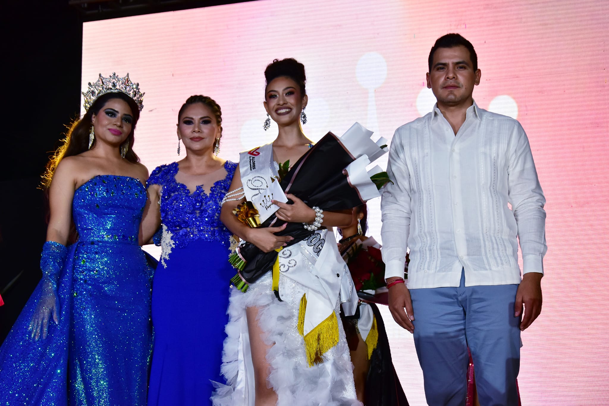 XIMENA JACINTOS GARCIA NUEVA REINA DE LOS FESTEJOS DE HERMENEGILDO GALEANA EN TECPAN