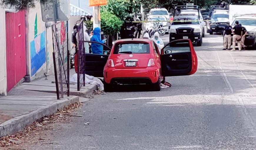 En Chilpancingo… De 5 balazos ejecutaron a una maestra cuando llegaba al Jardín de Niños donde trabajaba
