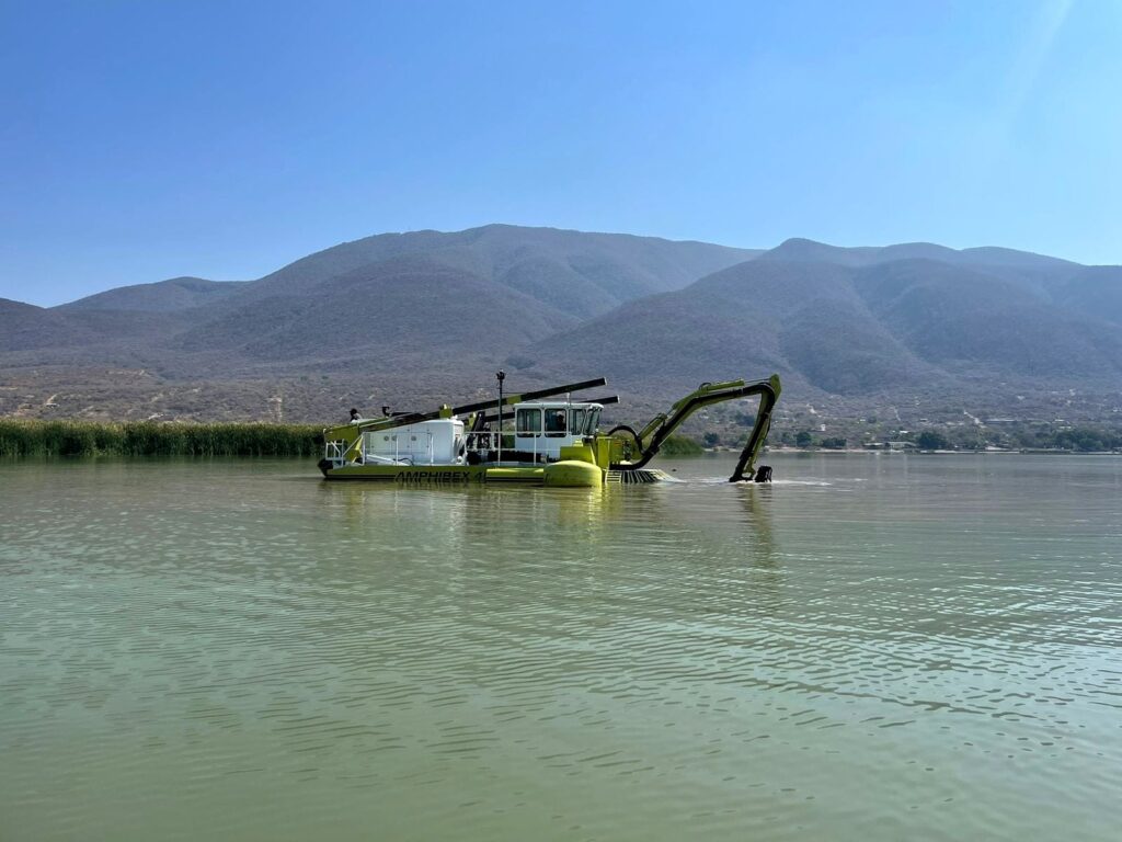 Inician pruebas preliminares para dragado de la laguna de Tuxpan en Iguala