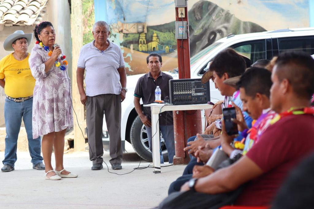 Anuncia Aidé Ibarez rehabilitación del centro de salud de San Juan del Reparo en Tierra Colorada