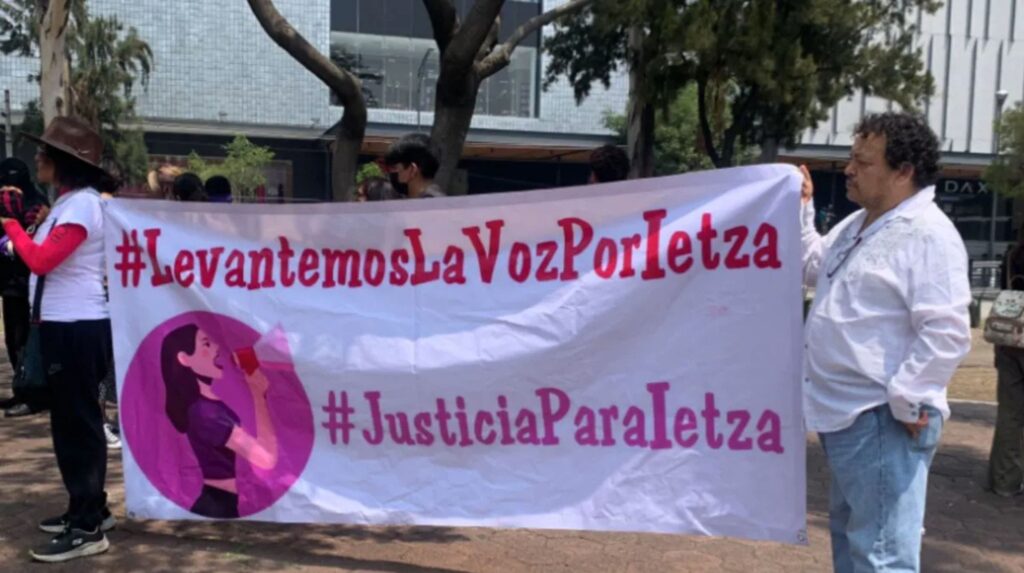 Exigen justicia para Ietza, joven que se suicidó tras haber sido víctima de bullying por parte de sus profesores