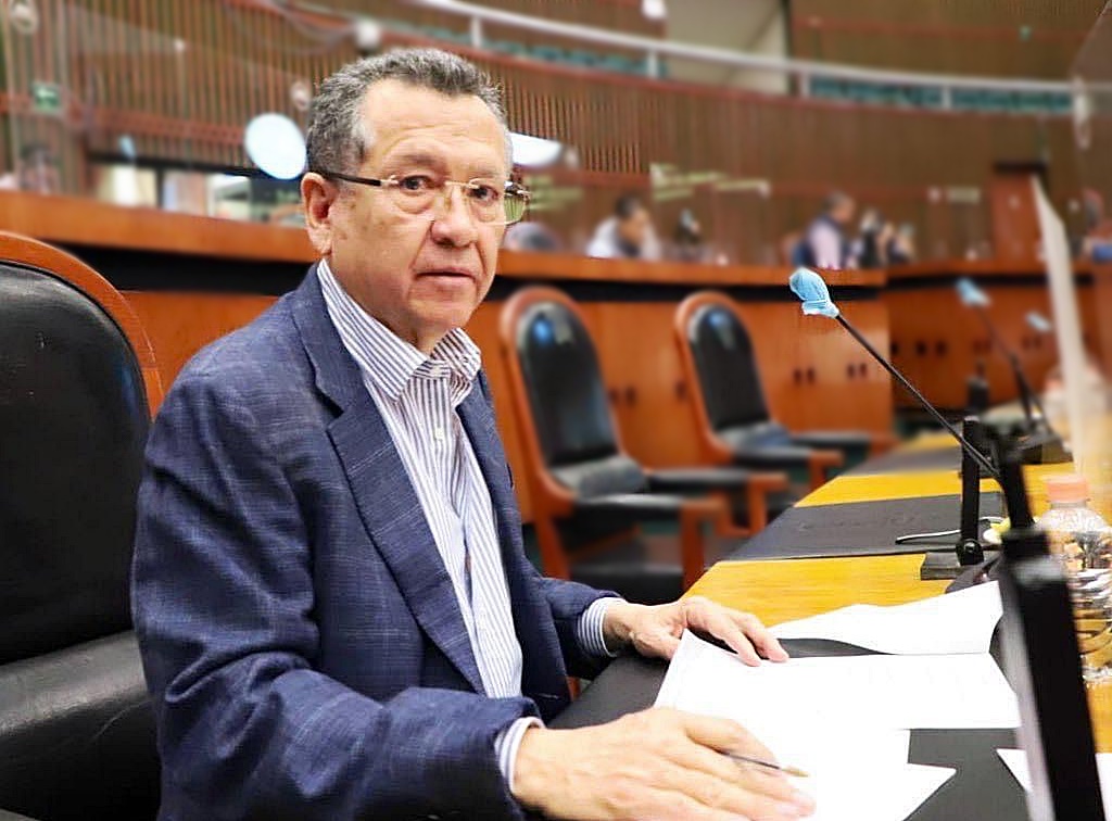 Yoloczin Domínguez ha privilegiado el respeto a la ley y el diálogo para construir acuerdos, dice Héctor Apreza
