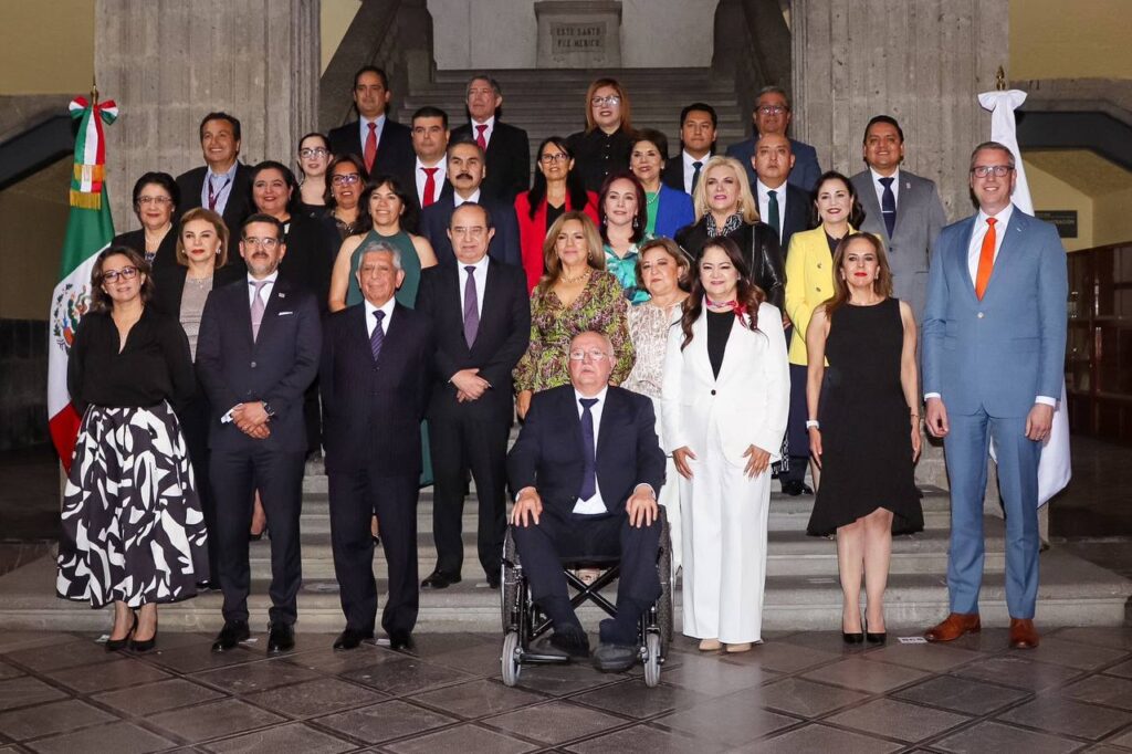 Participa Guerrero en reunión nacional de contralorías gubernamentales