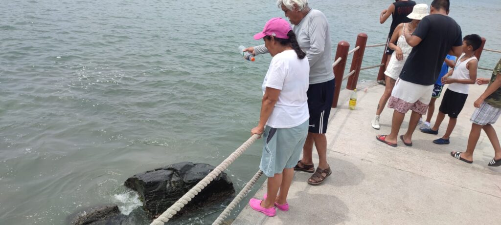 Pesca a mano se convierte en atractivo turístico