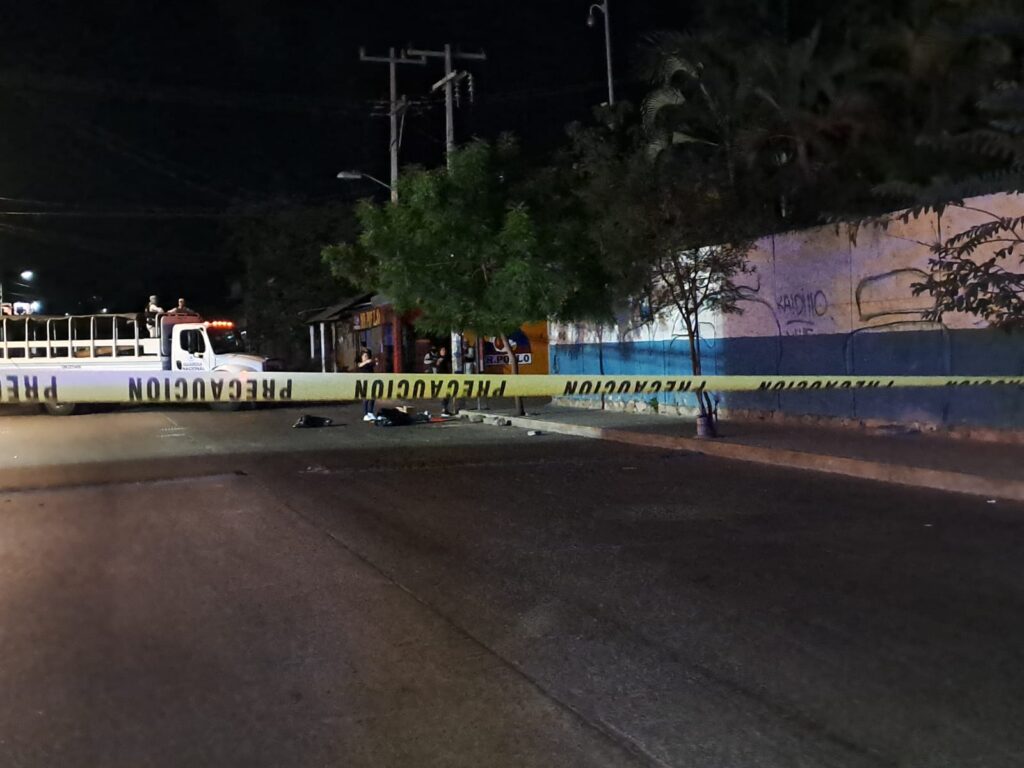 En Acapulco… Decapitan y tiran restos de un hombre, en Ciudad Renacimiento
