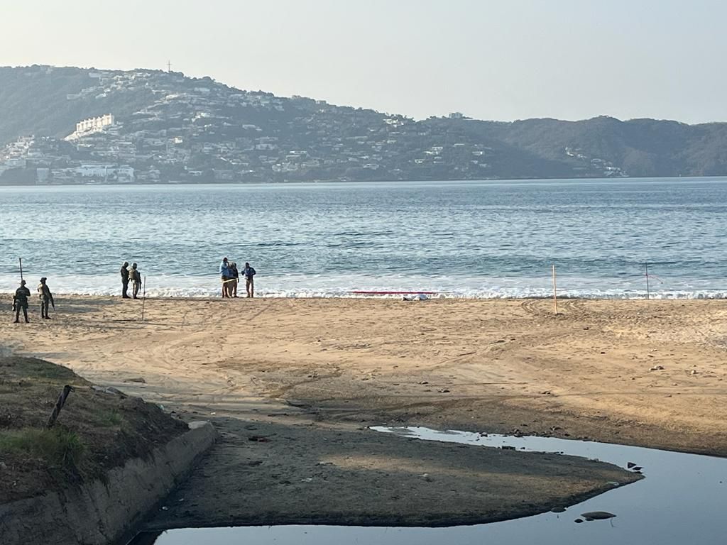 En la playa Hornos de Acapulco… Hallan a un hombre ejecutado con un  balazo en la cabeza; lo sacó el mar