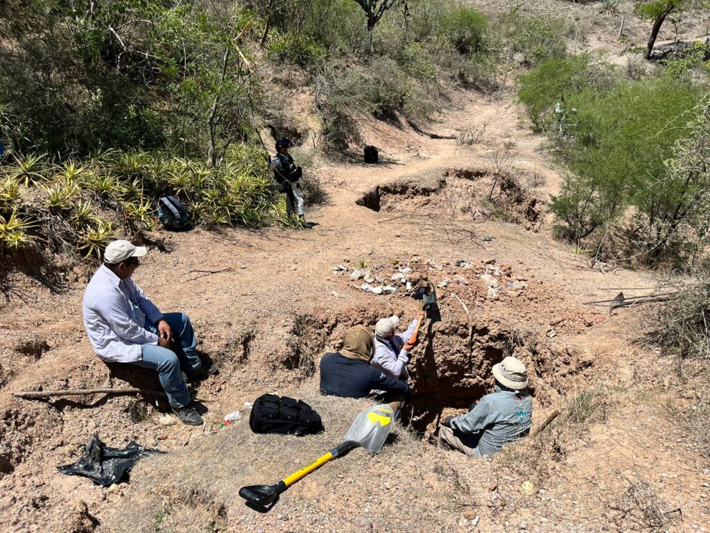 Reinicia Colectivo búsqueda de fosas clandestinas en Tlapa