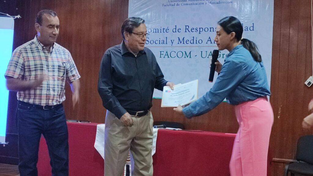 Facultad de comunicación de la UAGRO y Semaren firman convenio de colaboración