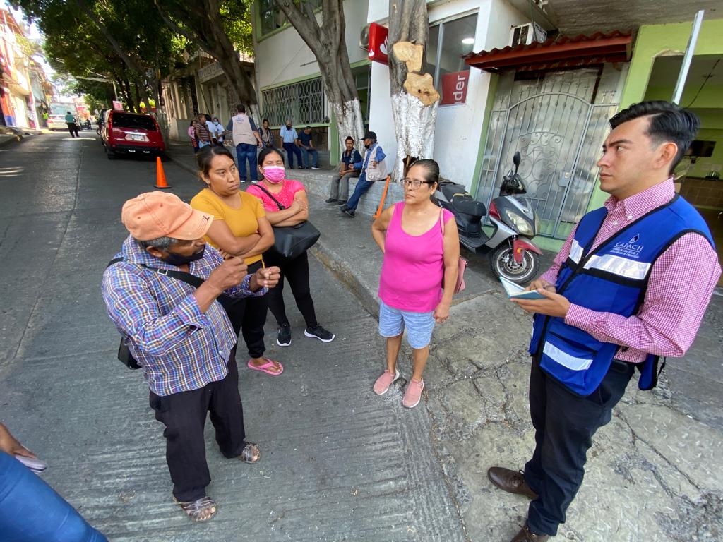 Bloquean céntrica calle porque tienen dos meses sin agua, en Chilpancingo