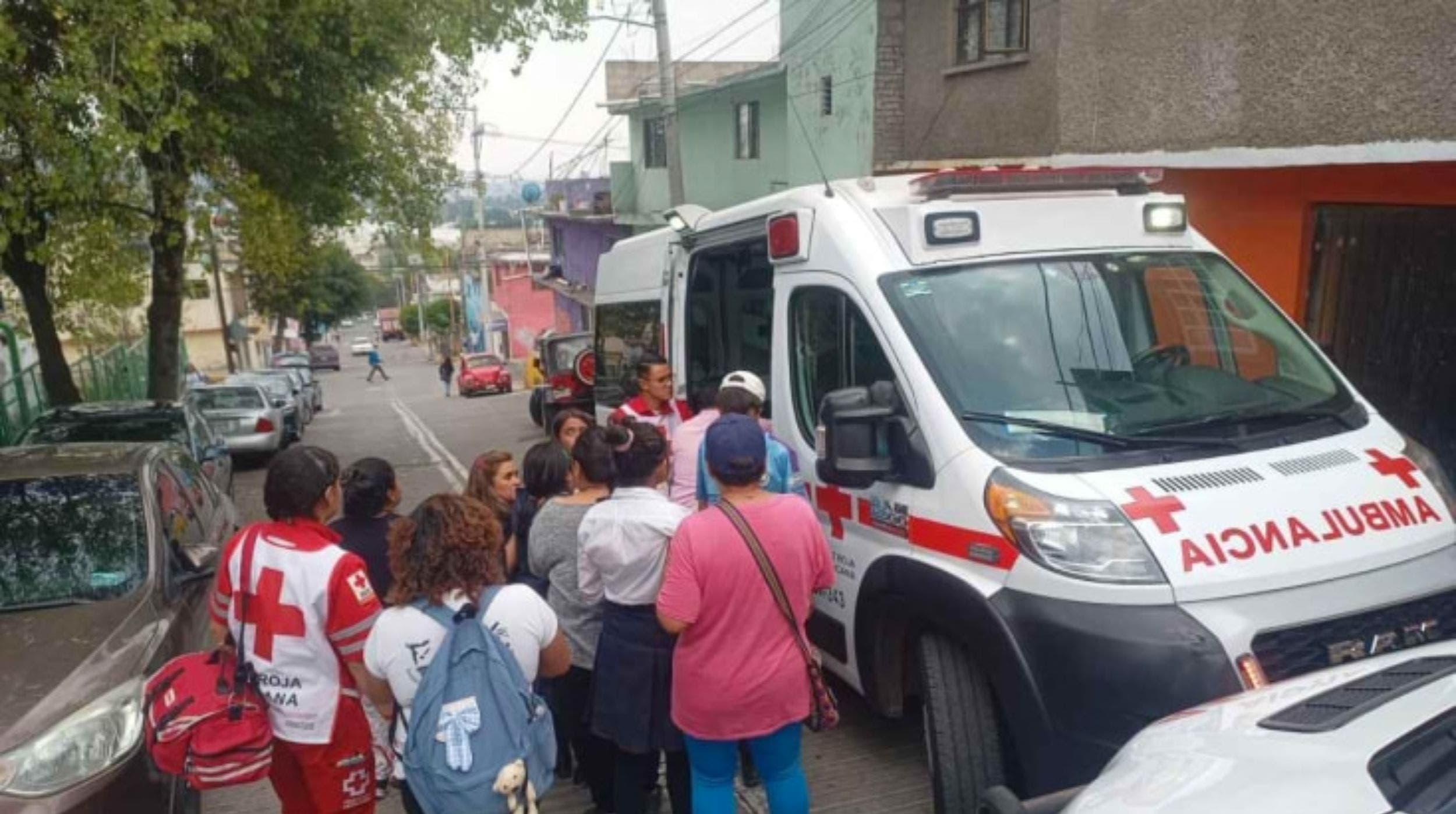 Intoxicación de niños en escuela de EDOMEX deja a una menor con derrame cerebral