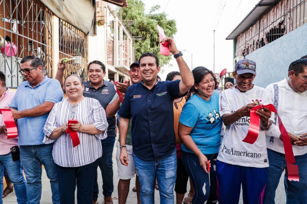 Alcalde Jorge Sánchez Allec fortalece desarrollo de colonia Vicente Guerrero con tres nuevos andadores