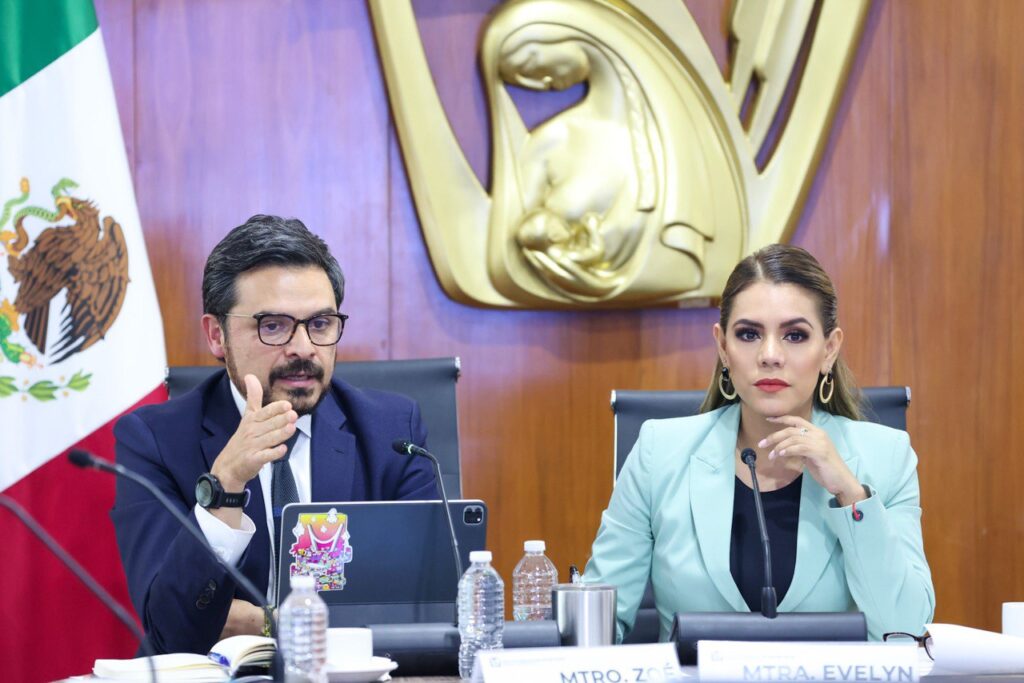 Firme Evelyn Salgado en la transformación y mejoramiento de los servicios de salud en Guerrero
