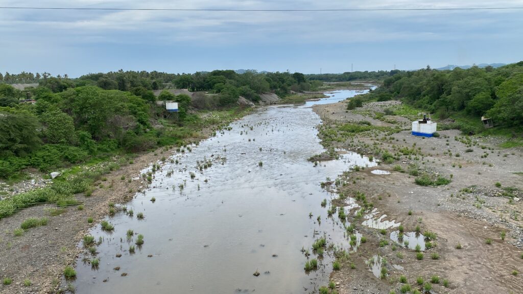 Ríos en Zihuatanejo se encuentran al 40% de capacidad