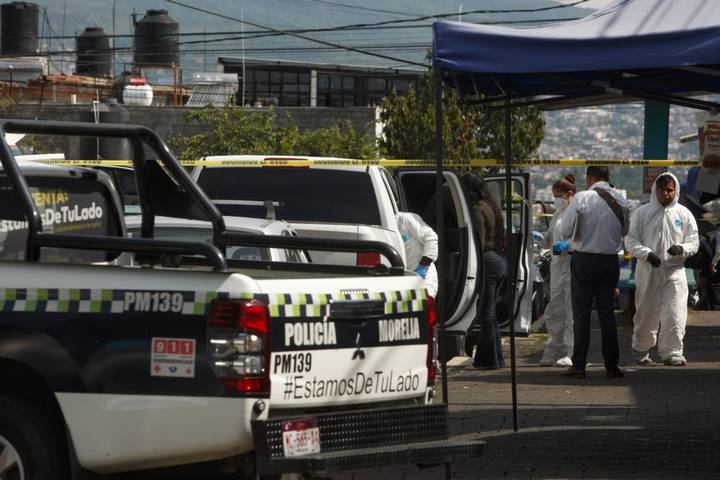 Aseguran camioneta y armas de fuego implicadas en el asesinato del Jefe de la Tenencia Morelos