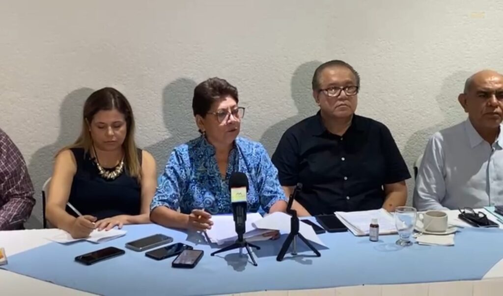 En Guerrero… Resistencia de padres de familia a la distribución de nuevos libros de texto