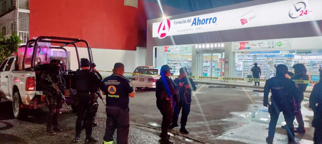 Ejecutan a balazos a un taxista frente al Palacio Municipal de Chilpancingo