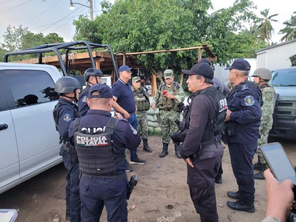 Liberan carretera en Costa Grande e inician operativos en la Sierra de Petatlán y Tecpan
