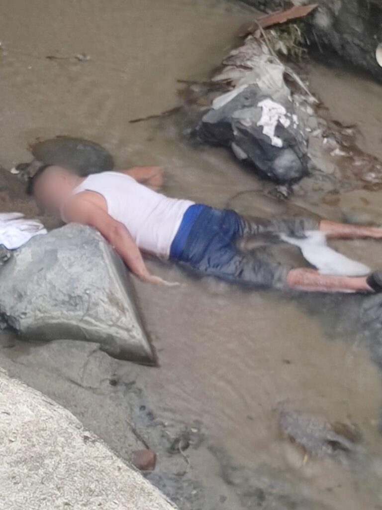 Encuentran un cuerpo sin vida en el arrollo cohetero en Atoyac