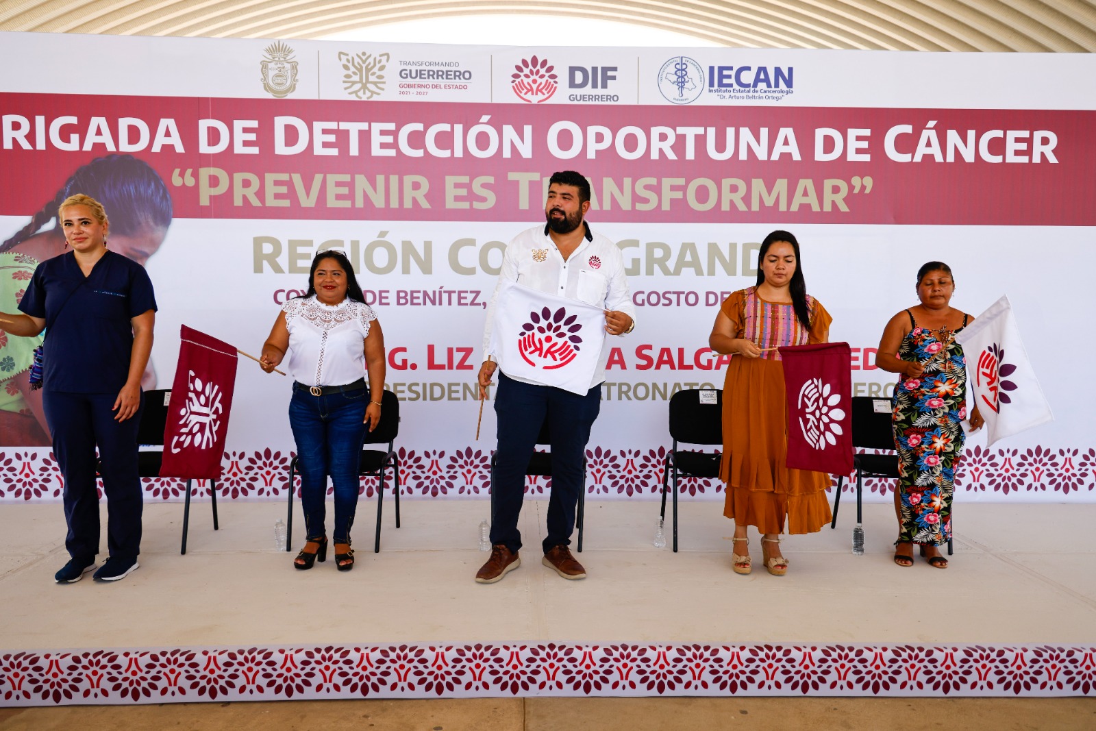 Inicia el DIF Guerrero en coordinación con el IECAN la brigada de detección oportuna de cáncer
