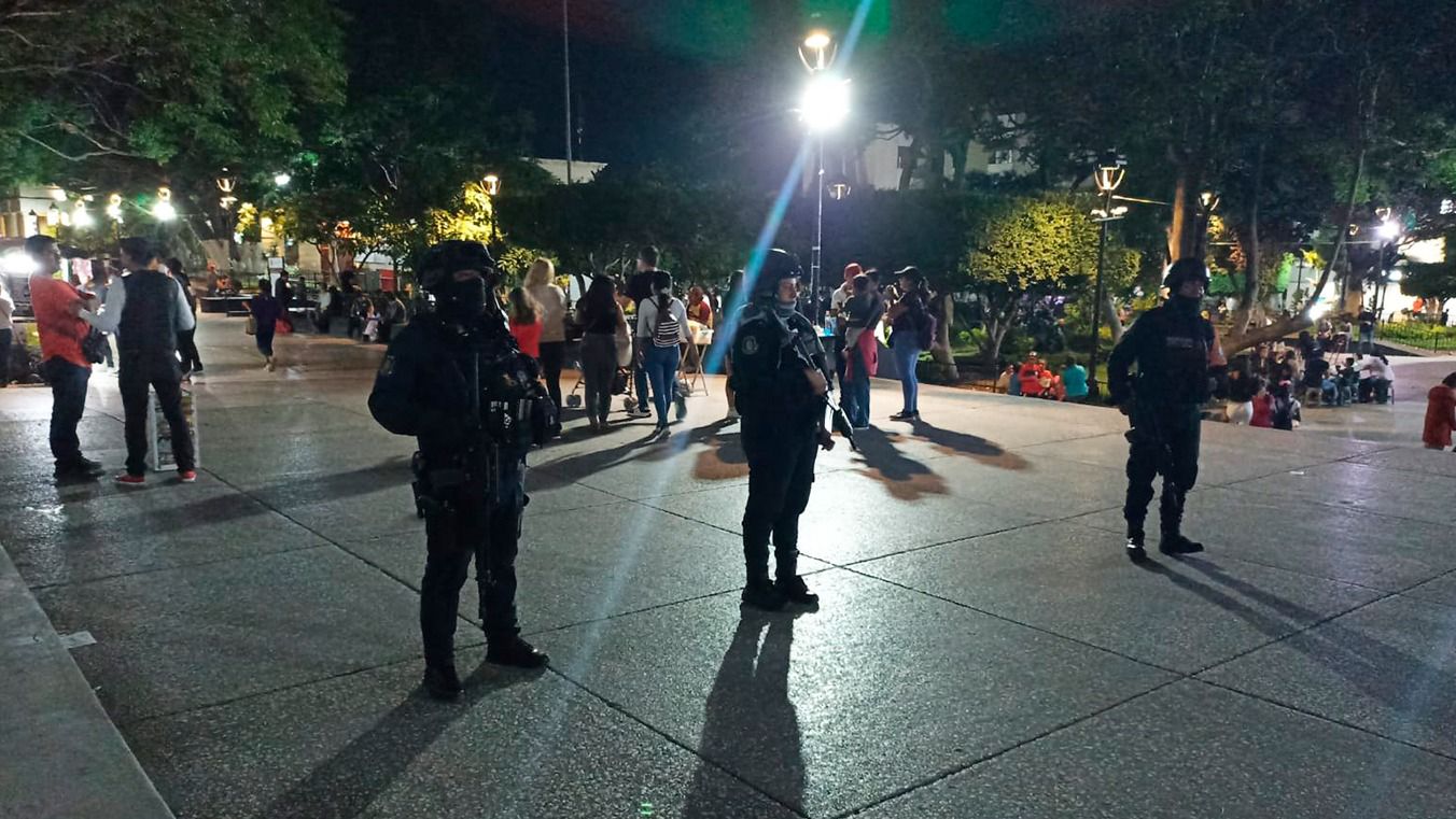 Elementos de la unidad policial de género en coordinación con la unidad canina refuerzan acciones de proximidad social en Chilpancingo