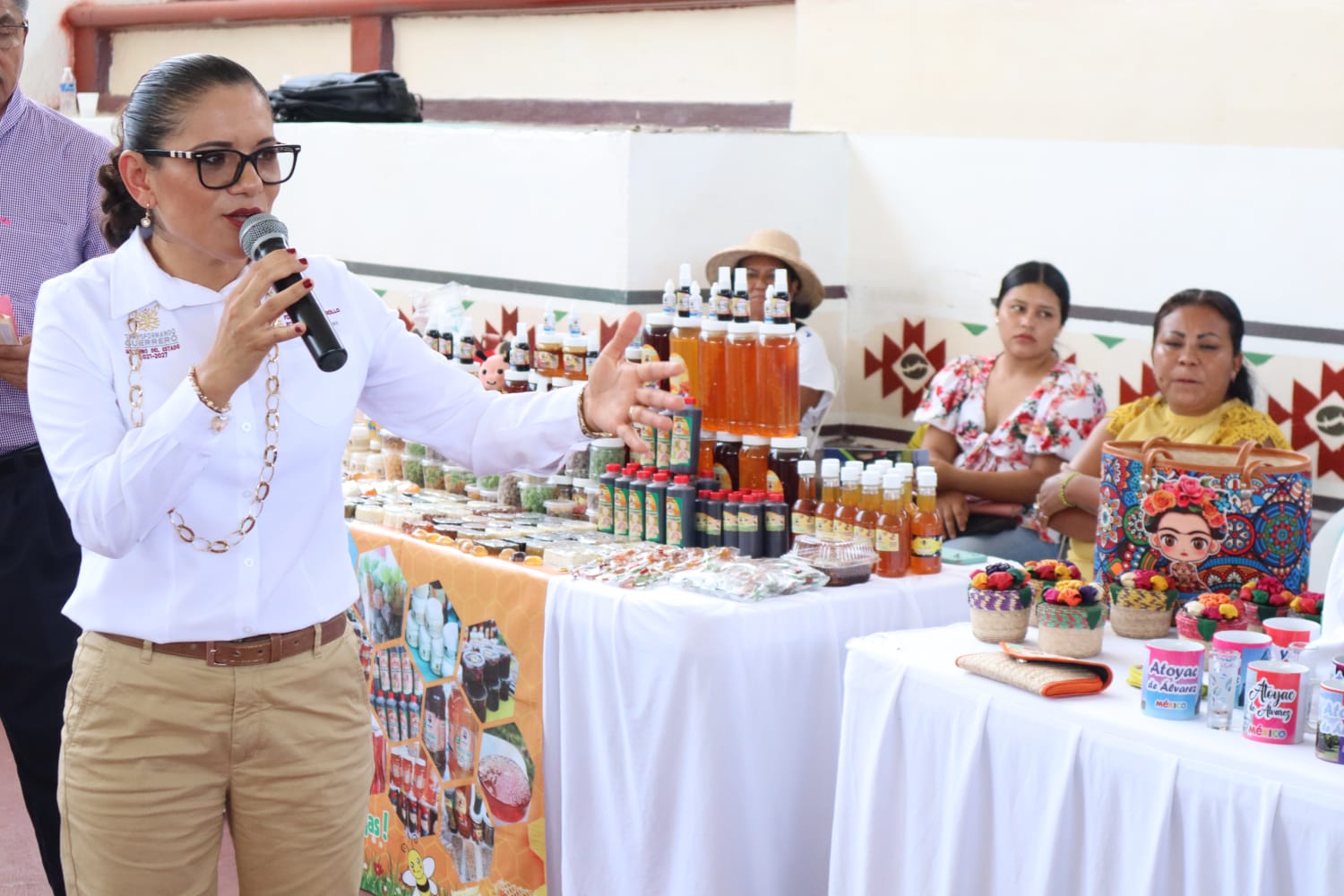 Realiza SEFODECO expo-feria de financiamiento para Mipymes en Atoyac