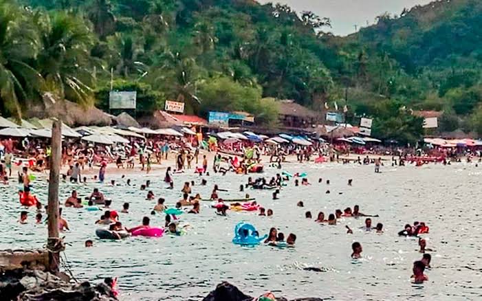 Restaurantes de Ixtapa-Zihuatanejo recargan baterías previo a vacaciones de invierno
