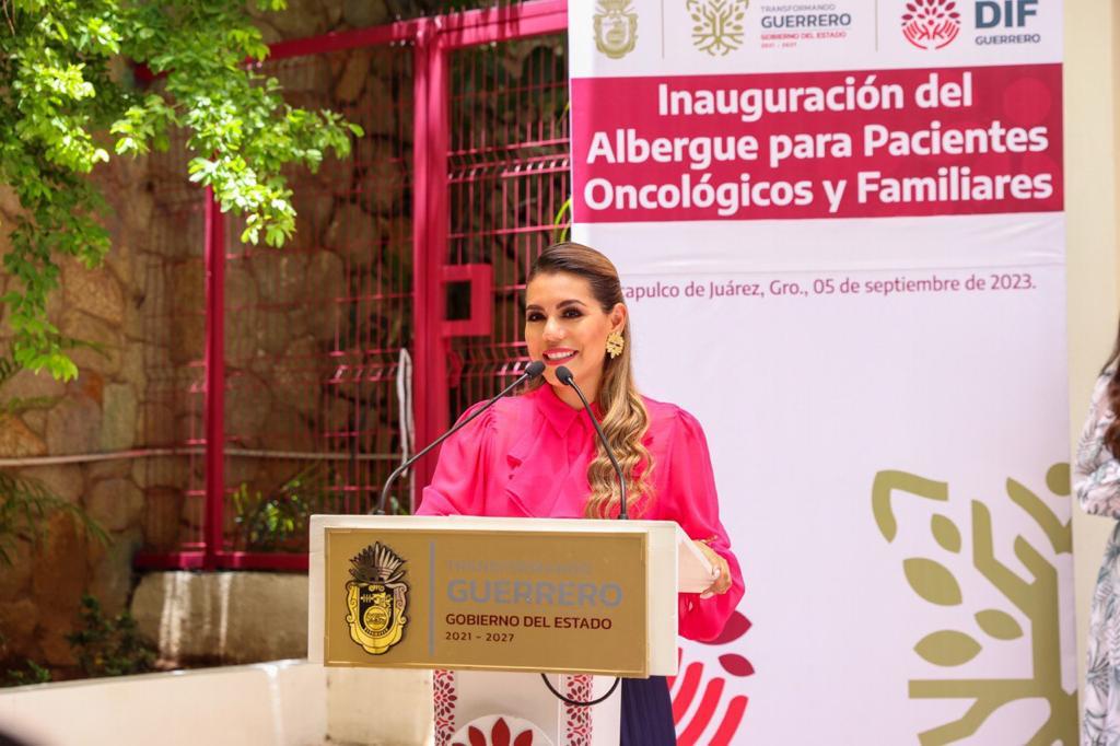 Inauguran Evelyn Salgado y presidenta del DIF Guerrero albergue para familiares y pacientes  del IECAN en Acapulco