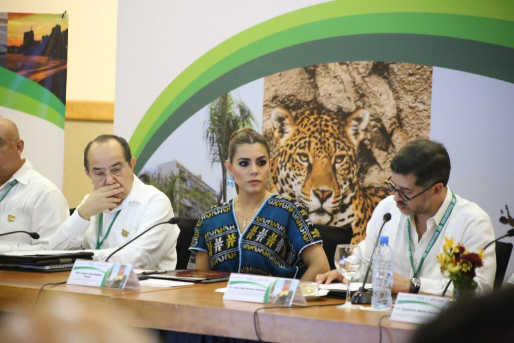 Nos mantenemos firmes en hacer un gobierno transformador con el combate a la corrupción: Evelyn Salgado