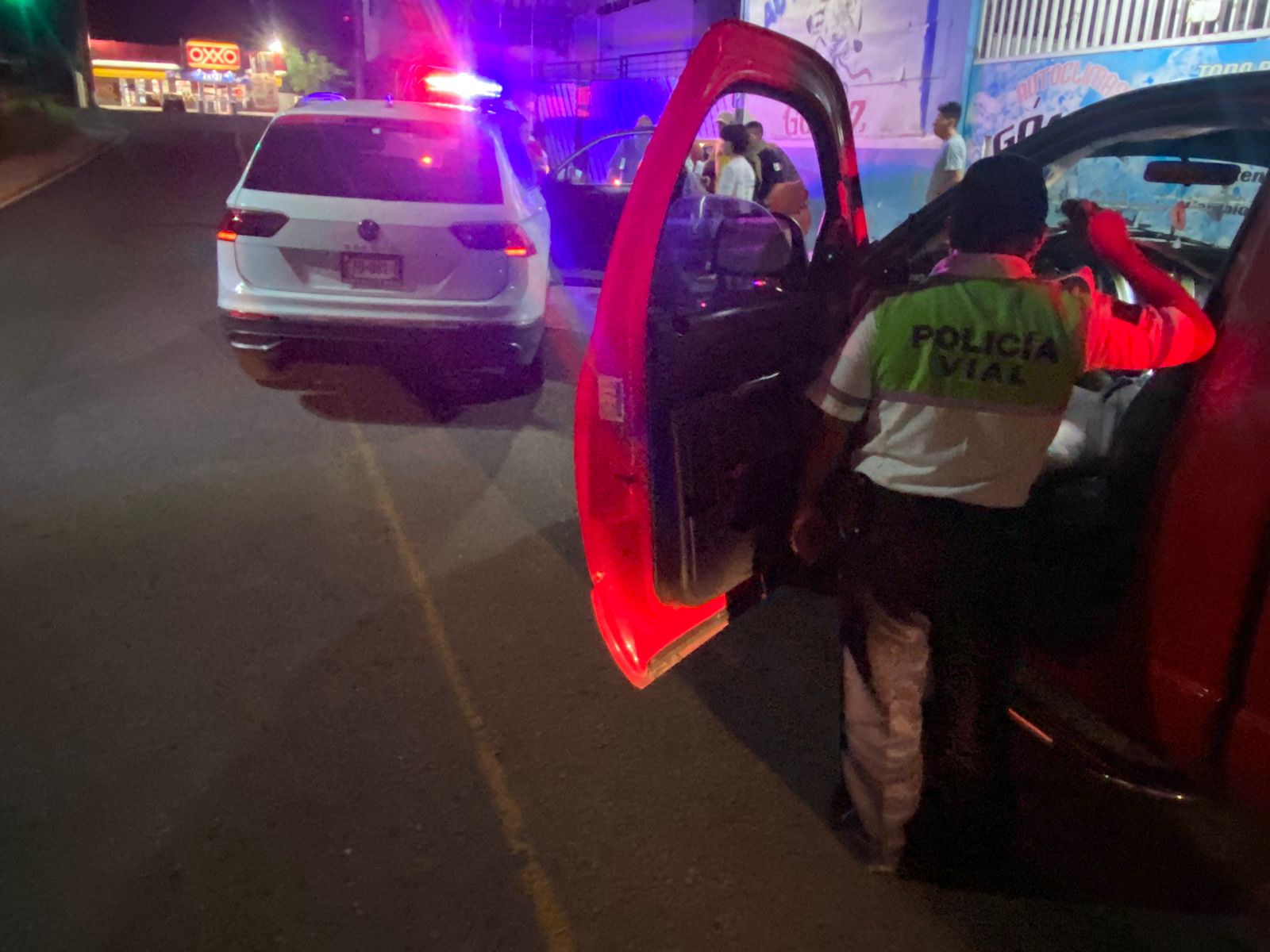 Ebrio “aguacatero” es interceptado tras ocasionar un choque vehicular