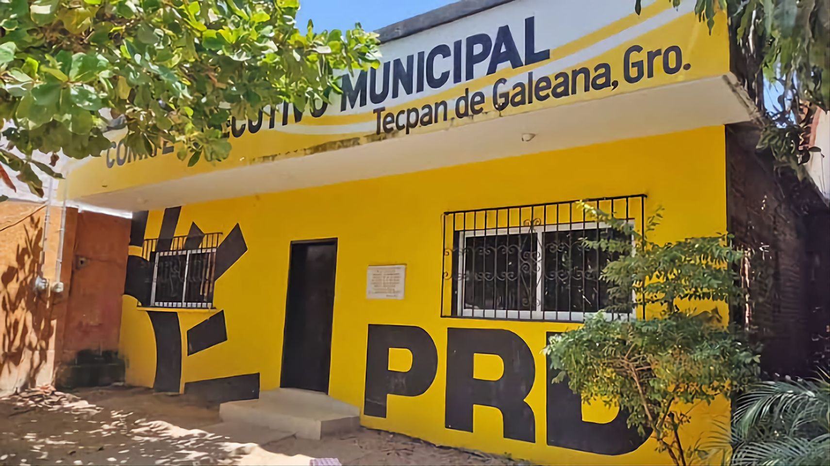 El PRD en Tecpan se debilita