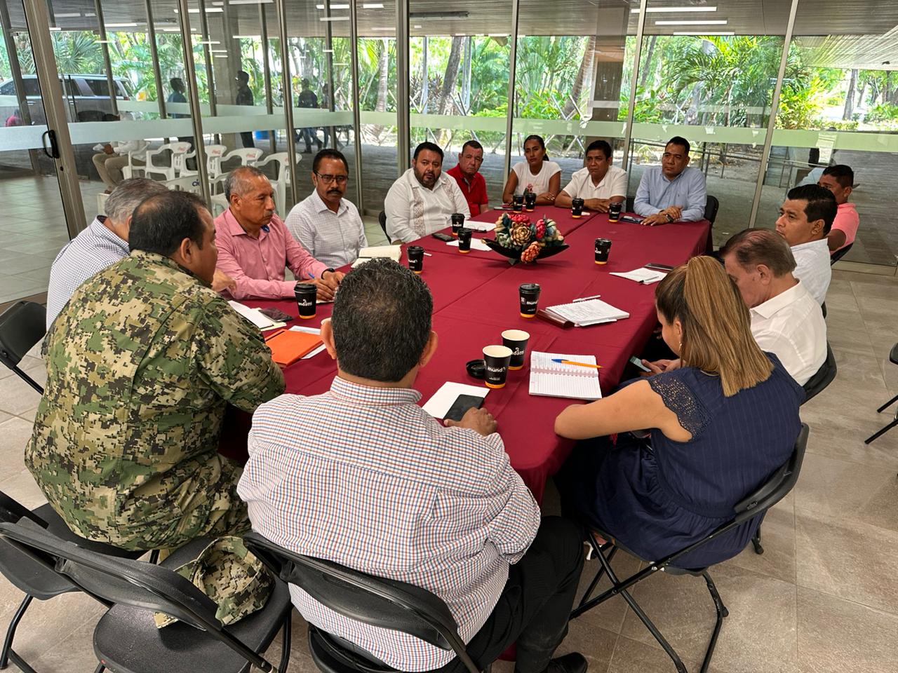 Culminan bloqueos sobre la costera Miguel Alemán, se logran acuerdos con representantes del gobierno de Guerrero