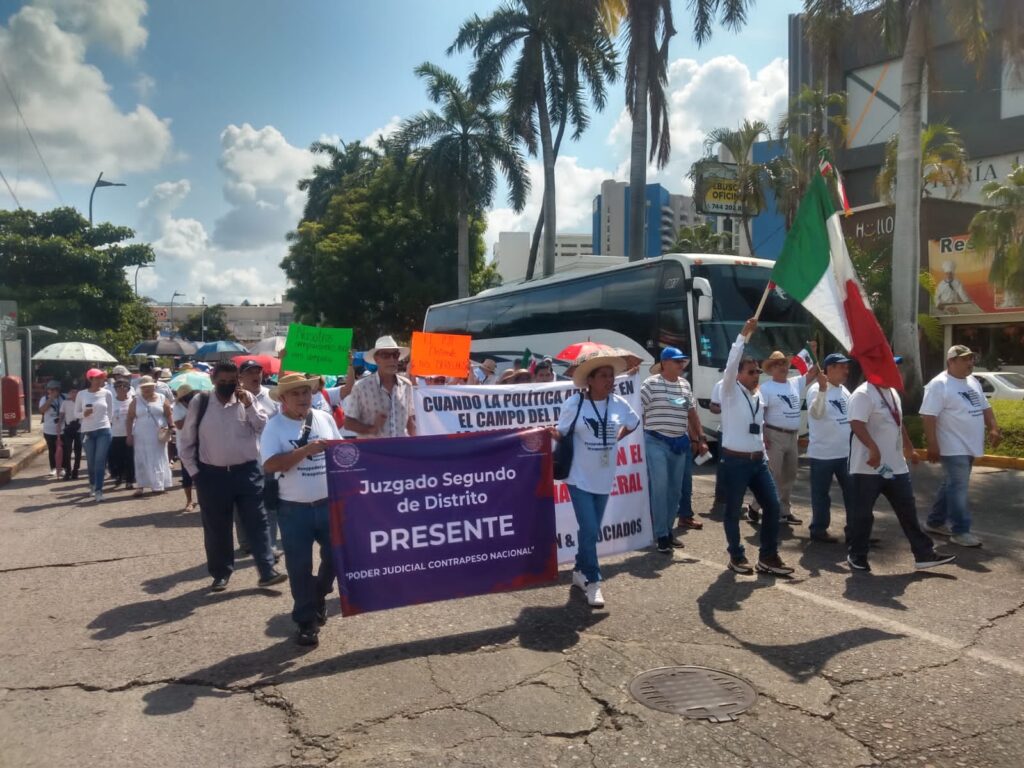 En Acapulco… Repudian en marcha cancelación de 13 fideicomisos al Poder Judicial federal