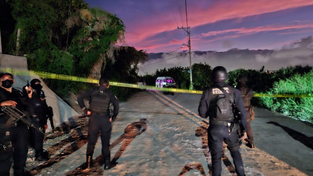 En Chilpancingo… Atacan a balazos a un chofer de urvan; murió cuando lo llevaban a un hospital