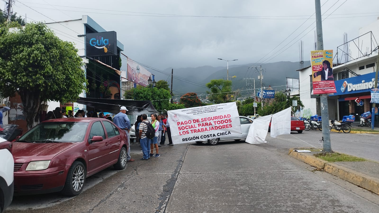 Exigen la destitución del director del Cecyteg-Emsad, Edmundo Gatica